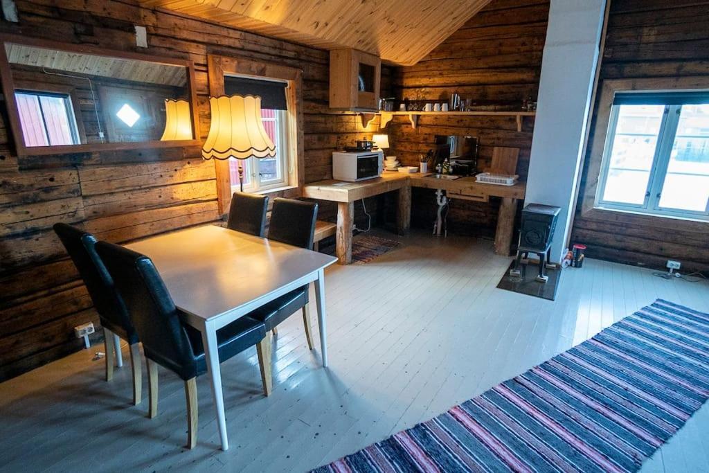 Holiday home Fisherman's Cabin, Lofoten - 24 Bardbua *